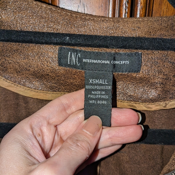 XS brown blazer with ruffles - Picture 5 of 5